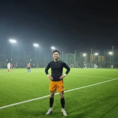 邓国思