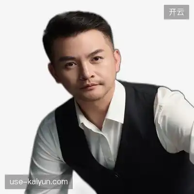 傅英